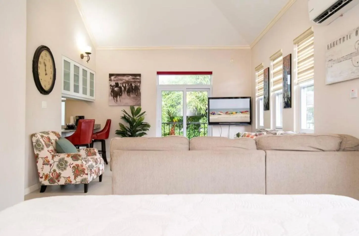 Everyting Nice ! Kingston Apartment